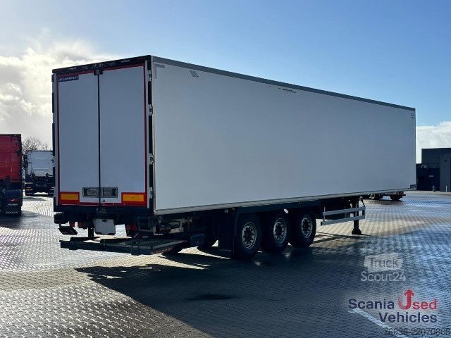 Рефрижераторний напівпричіп Lamberet LAMBERET SR2L FRIGO CARRIER MULTI TEMP TAIL -L
