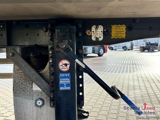 Рефрижераторний напівпричіп Lamberet LAMBERET SR2L FRIGO CARRIER MULTI TEMP TAIL -L