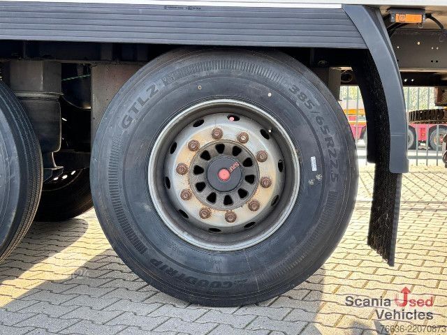 Рефрижераторний напівпричіп Lamberet LAMBERET SR2L FRIGO CARRIER MULTI TEMP TAIL-L