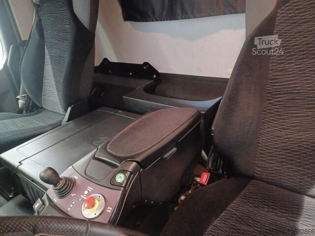 Camión con caja móvil Mercedes-Benz Antos 2543 WIESEL BDF Hubrahmen