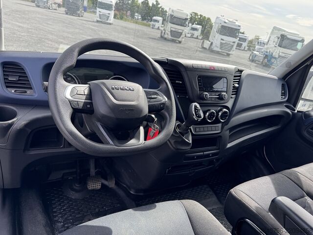 Skåpbil IVECO S-WAY DAILY 35C16