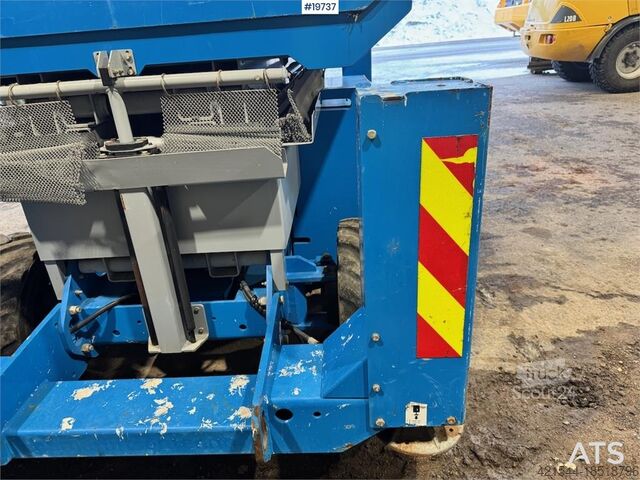 Dvižna ploščad Genie GS3268 Scissor Lift. 1010 hours!