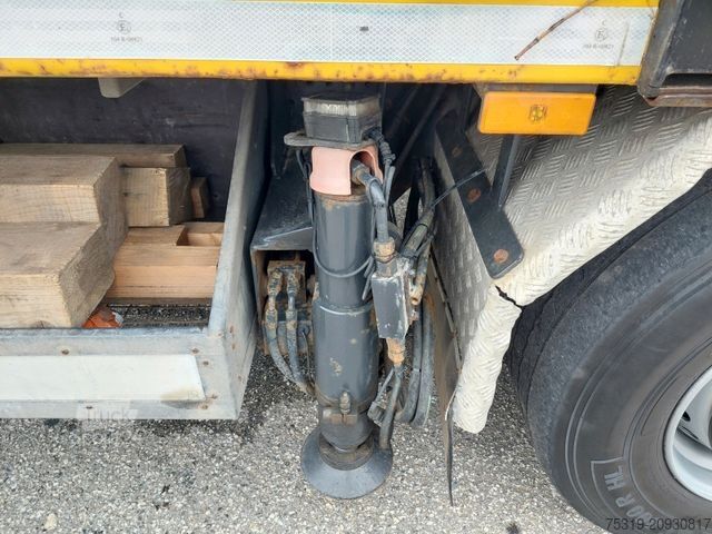 Tovornjak s ploščadjo MERCEDES-BENZ Arocs 2640 6X2 + Hiab XS 477 Hipro