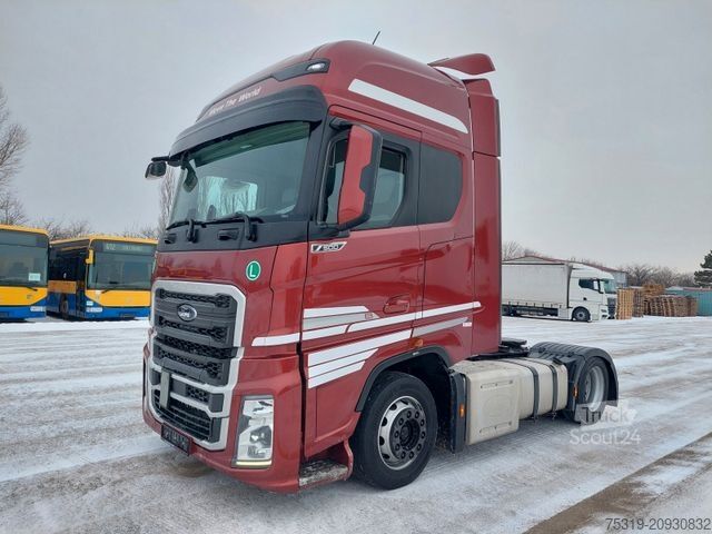 Nagy térfogatú nyergesvontató FORD F-Max 1850 LL