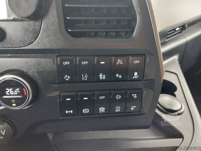 Nagy térfogatú nyergesvontató FORD F-Max 1850 LL