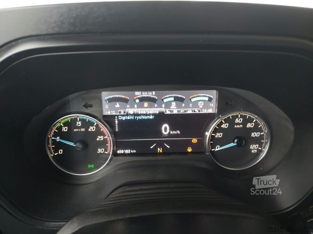 Nagy térfogatú nyergesvontató FORD F-Max 1850 LL