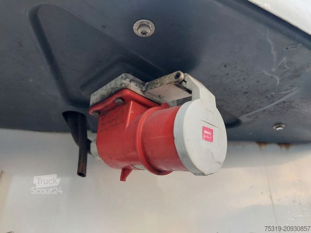 Kühlauflieger SCHMITZ CARGOBULL SKO24 ThermoKing SLXi 300