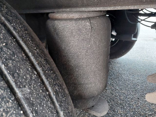 Kühlauflieger SCHMITZ CARGOBULL SKO24 ThermoKing SLXi 300