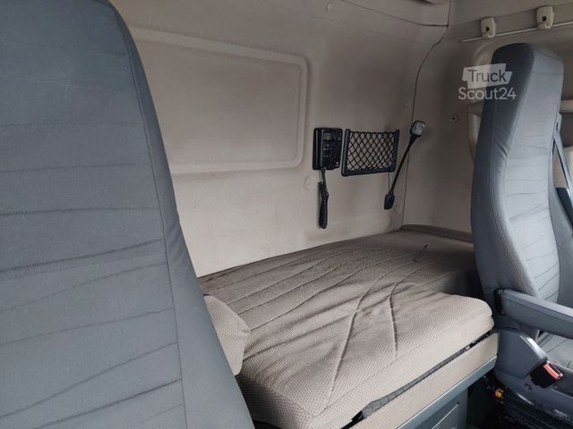 Cap tractor standard SCANIA R 440 LA6X2/4MNA