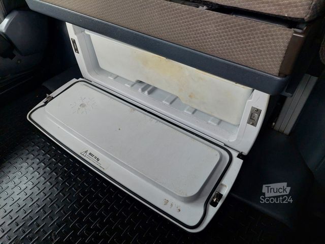 Autocamion greu SCANIA R 440 LA6X2/4MNA