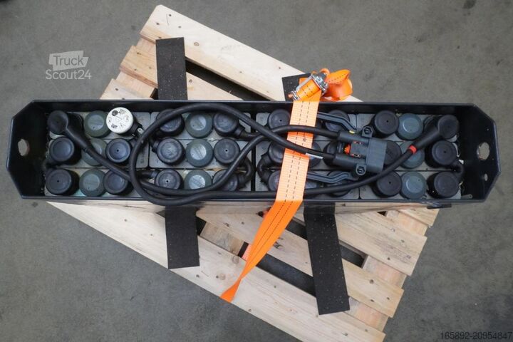  HAWKER 24 Volt 2 PzV 162 Ah