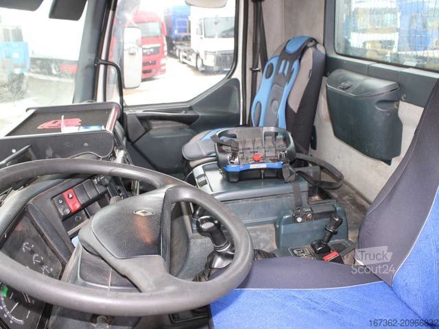 Autokran RENAULT Kerax 260.19, EURO 2, SIDEWALLS, CRANE HIAB 112