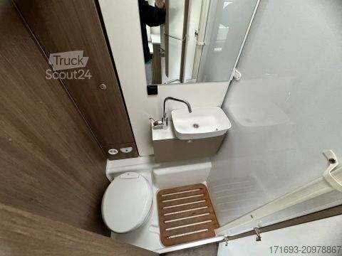 Ολοκληρωμένο αυτοκινούμενο τροχόσπιτο Carado I 338 pro+ 8G/Combi6E/mse uvm