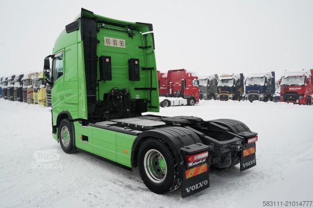 Τυπική μονάδα τράκτορα VOLVO FH 500 / I-PARK COOL / I-SAVE / TV / MIKROFALÓWK