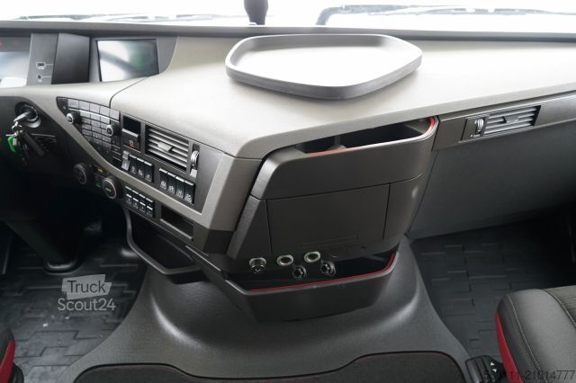 Τυπική μονάδα τράκτορα VOLVO FH 500 / I-PARK COOL / I-SAVE / TV / MIKROFALÓWK