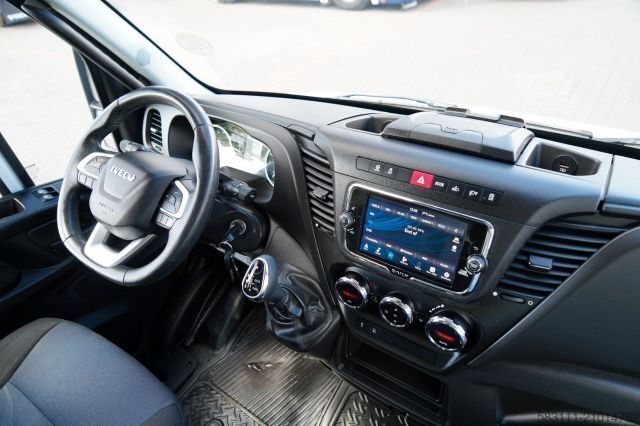 Рефрижераторний фургон IVECO DAILY 35-180 / KONTENER - FIRANKA / AUTOMAT / WI