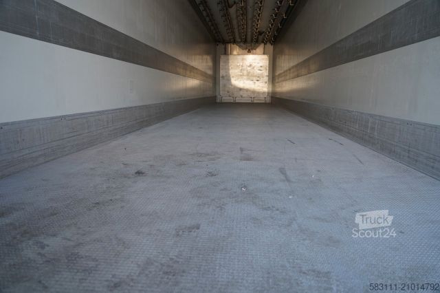 Rashladna poluprikolica SCHMITZ CARGOBULL / CH?ODNIA / THERMO KING SLX 300 / HAKÓWKA / O?