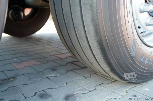 Rashladna poluprikolica SCHMITZ CARGOBULL / CH?ODNIA / THERMO KING SLX 300 / HAKÓWKA / O?