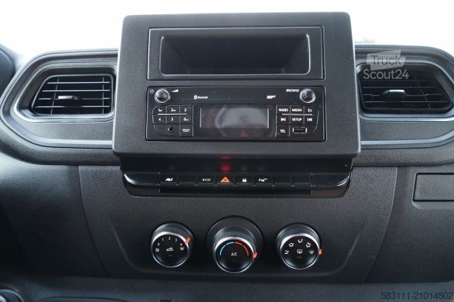 Bestelwagen RENAULT MASTER / BLASZAK / FURGON / BRYGADÓWKA 7 MIEJSC