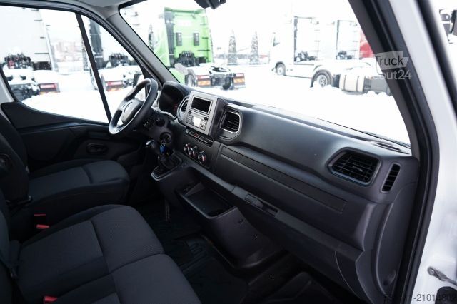 Bestelwagen RENAULT MASTER / BLASZAK / FURGON / BRYGADÓWKA 7 MIEJSC