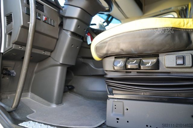 Tracteur routier standard VOLVO FH 16 / 660 / 6x4 / DMC: 180.000 KG !! / RETARDE