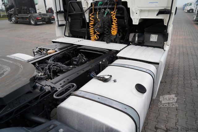 Tracteur routier standard MAN TGX 18. 440 / XLX / RETARDER /  