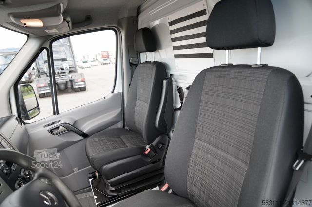 Schuifzeil bestelwagen MERCEDES-BENZ SPRINTER / FIRANKA / PLANDEKA  AUTOMAT / 190 KM