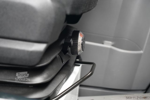 Schuifzeil bestelwagen MERCEDES-BENZ SPRINTER / FIRANKA / PLANDEKA  AUTOMAT / 190 KM