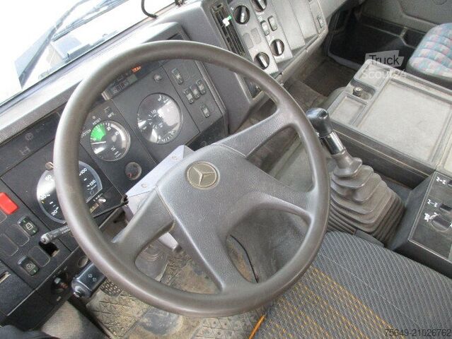 Camion-benne tricar Mercedes-Benz SK 1824 AK 4x4 SK 1824 AK 4x4