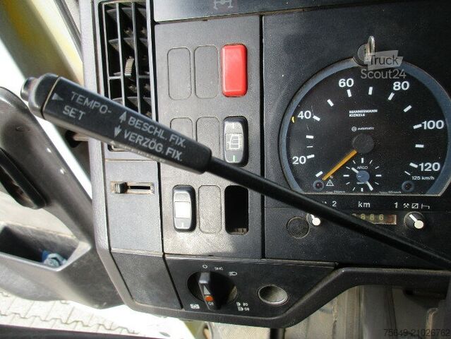 Camion-benne tricar Mercedes-Benz SK 1824 AK 4x4 SK 1824 AK 4x4