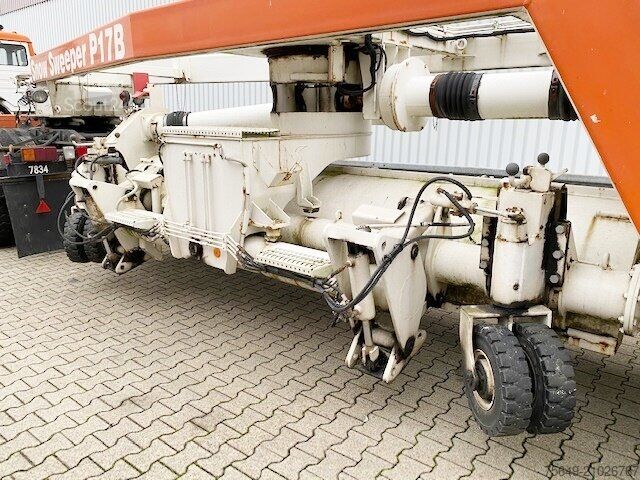 Semitrailer  Snow Sweeper P17B Snow Sweeper P17B, V8-Motor, Kehrblasgerät, 4x Vorhanden!