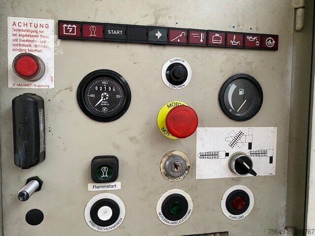 Semitrailer  Snow Sweeper P17B Snow Sweeper P17B, V8-Motor, Kehrblasgerät, 4x Vorhanden!