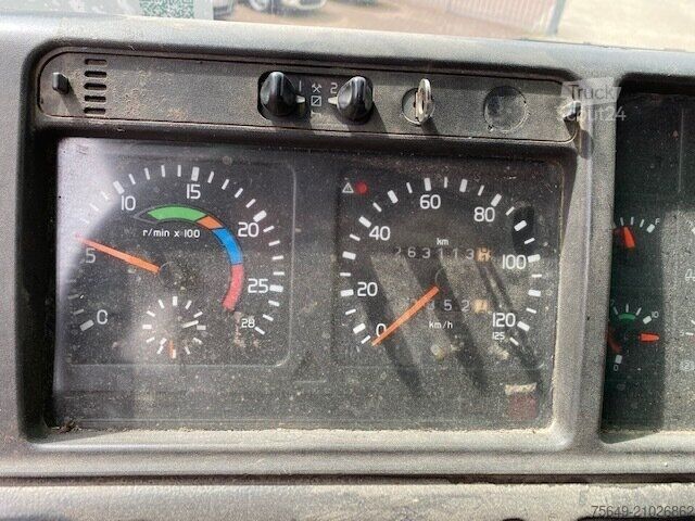 Tornkran  FM12-420 4x2 FM12-420 4x2 mit Heckkran Jonsered 1090, Hochsitz