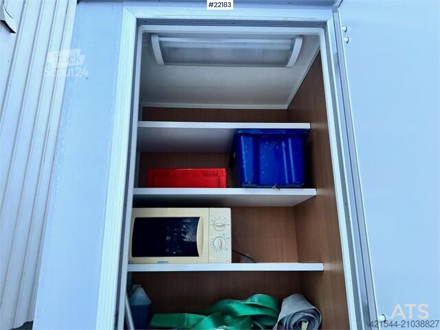 Времянка Wiks на 8 человек  Wiks 8 Mannsbrakke