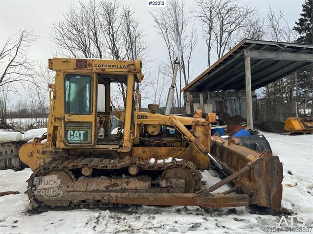 Niveleuse CAT D5B