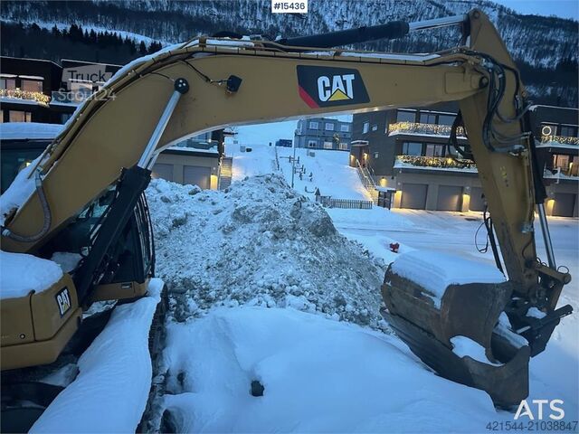 гусеничный экскаватор CAT 320