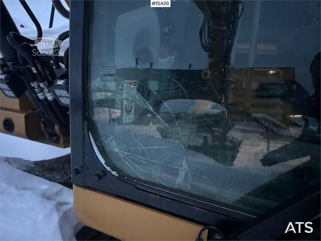 гусеничный экскаватор CAT 320