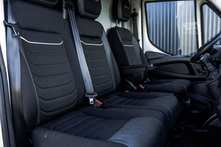 Suitcase Iveco 35C16 | 3.0L |  Bakwagen met Laadklep | N1 | Au...