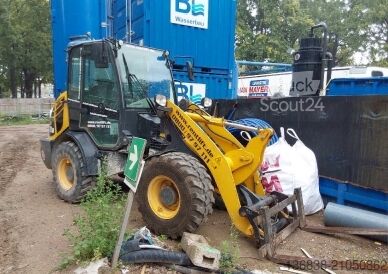 Chargeuse Komatsu WA 70 M-8E0