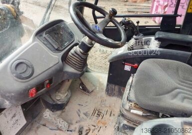 Chargeuse Komatsu WA 70 M-8E0