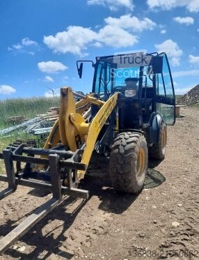 Chargeuse Komatsu WA 70 M-8E0