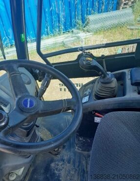 Chargeuse Komatsu WA 70 M-8E0