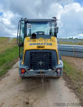 Chargeuse Komatsu WA 70 M-8E0