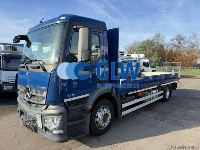 LKW mit Pritsche (offen) MERCEDES-BENZ ACTROS 1830 L Pritsche 6,4 m*Mitnahmestapler*ADR