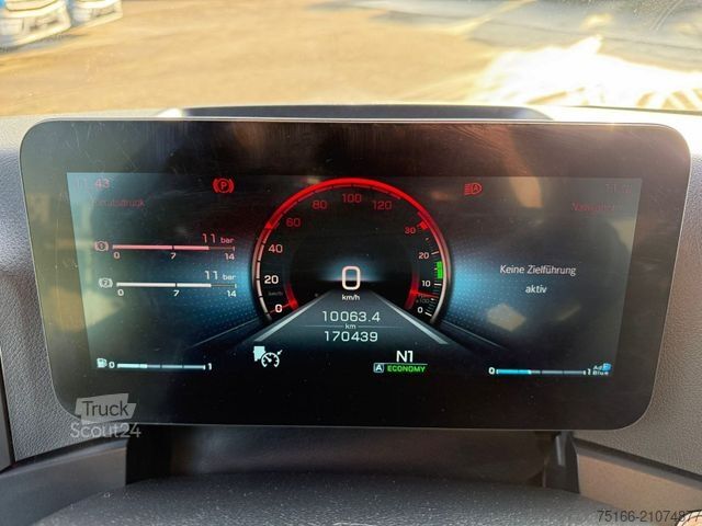 LKW mit Pritsche (offen) MERCEDES-BENZ ACTROS 1830 L Pritsche 6,4 m*Mitnahmestapler*ADR