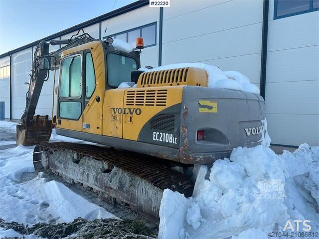 Crawler excavator Volvo EC210 BLC excavator w/ toothed bucket. WATCH VIDEO