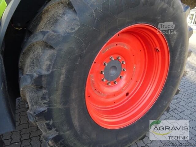 Traktor Claas AXION 870 CMATIC CIS+