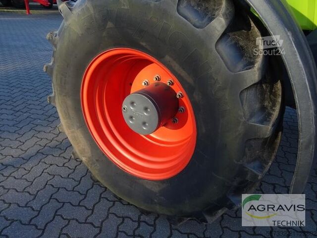 Traktor Claas AXION 870 CMATIC CIS+