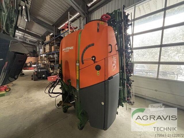 Pesticit püskürtücü Amazone UF 2002