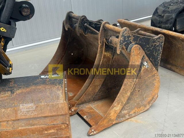 Εκσκαφέας Midi Takeuchi TB 290 Engcon Draaikantelstuk